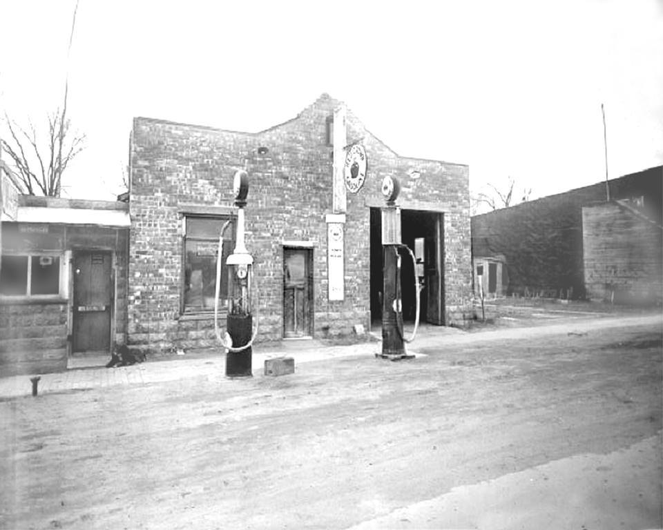 Gas Station - Waterford